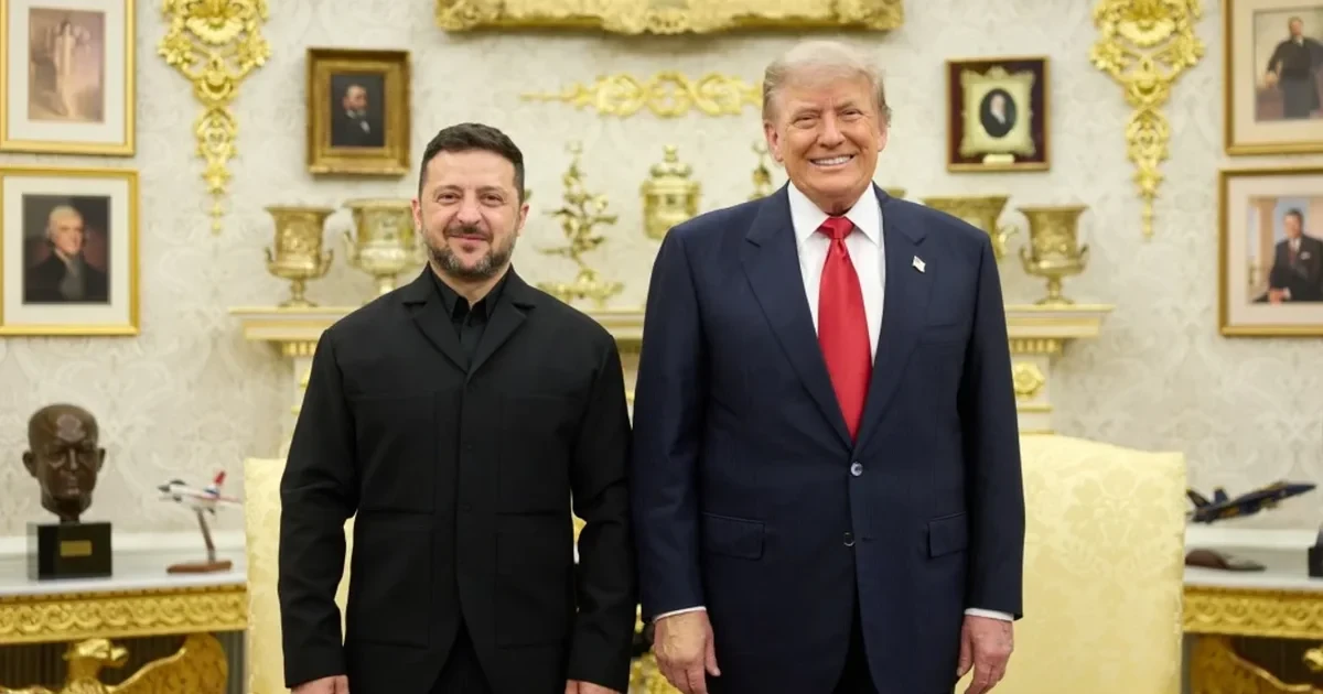 Ілюстративне фото: президент України Володимир Зеленський та президент США Дональд Трамп під час зустрічі в Білому домі 28