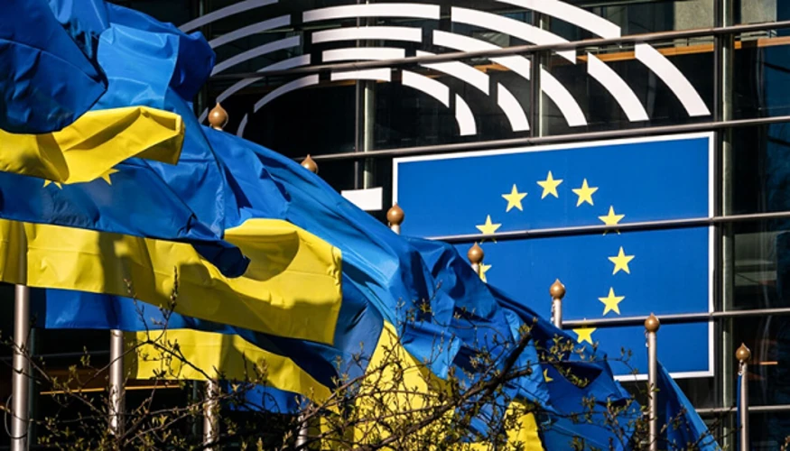 Урсула фон дер Ляєн анонсувала новий транш на дрони та ракети для України
